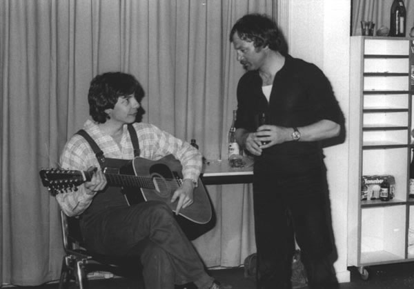 Dozent und Entertainer beim ersten Skilehrgang im Studium (1980)